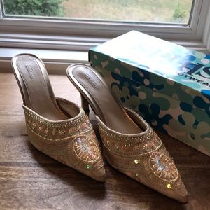 Champagne satin mule